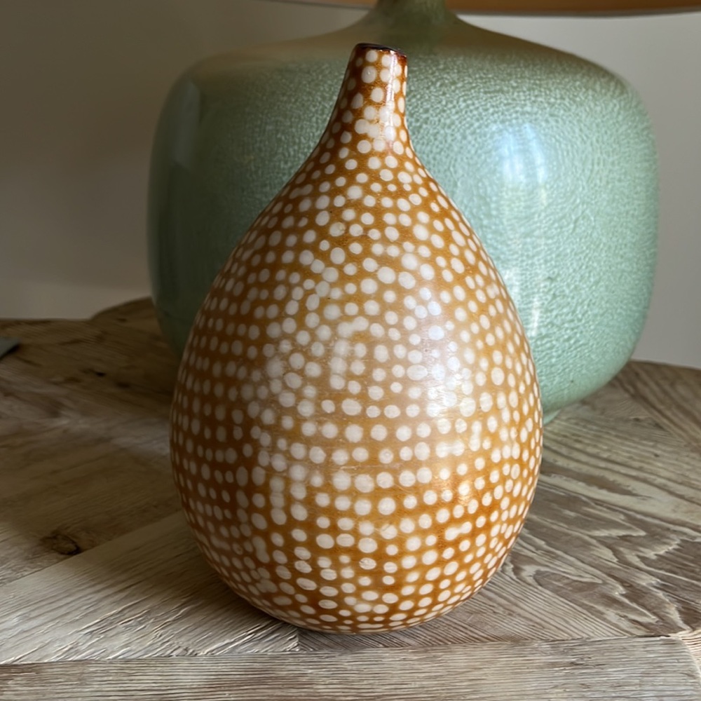 Jose Sosa pottery vase 2003 signed